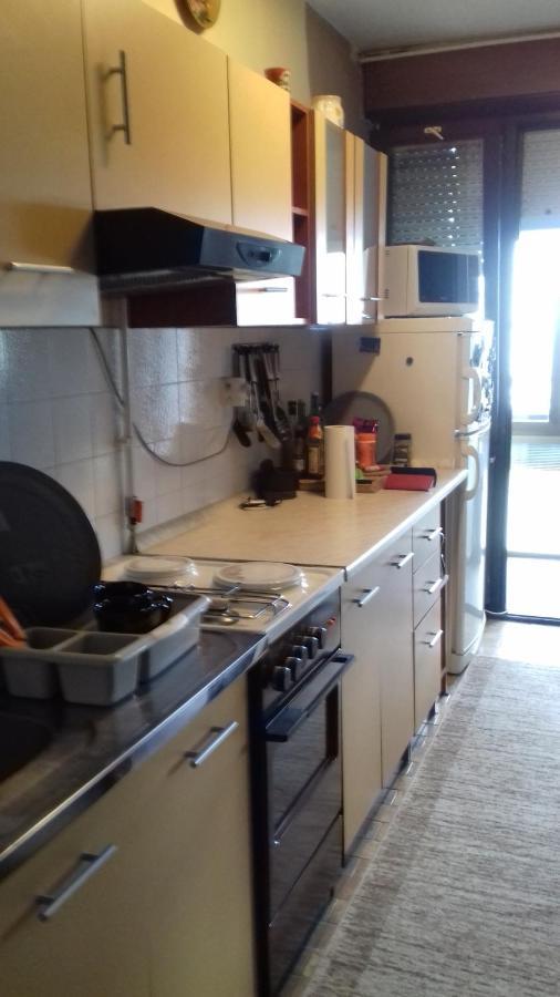 Apartman Lana ,Froudeova Ulica 3 Nasuprot Zg Velesajma Zagreb Exterior photo