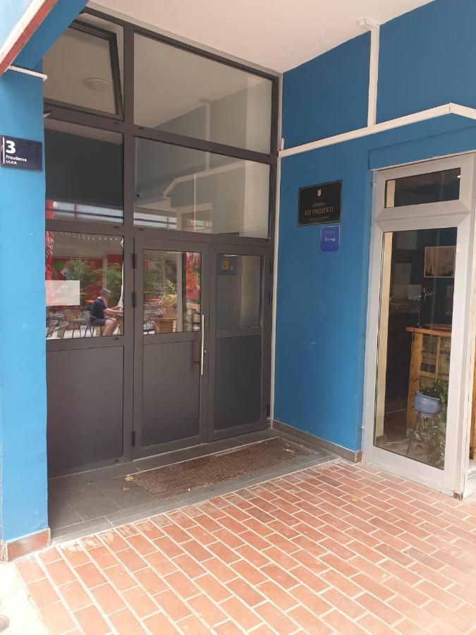 Apartman Lana ,Froudeova Ulica 3 Nasuprot Zg Velesajma Zagreb Exterior photo